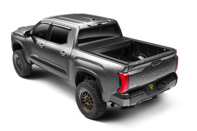 Ford F-550 Super Duty Retractable Bed Cover - Retrax - Retrax EQ - 2023+