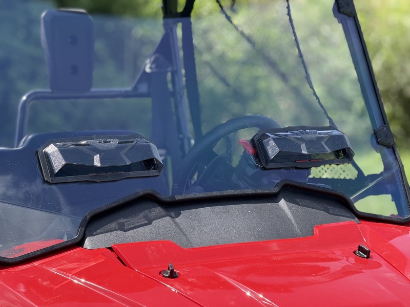 Honda Pioneer 700 Windshield - Seizmik - Vented Tool-Less Hard Coated - `14-`25 Honda Pioneer 700 Windshield - Seizmik - Vented Tool-Less Hard Coated - `14-`25