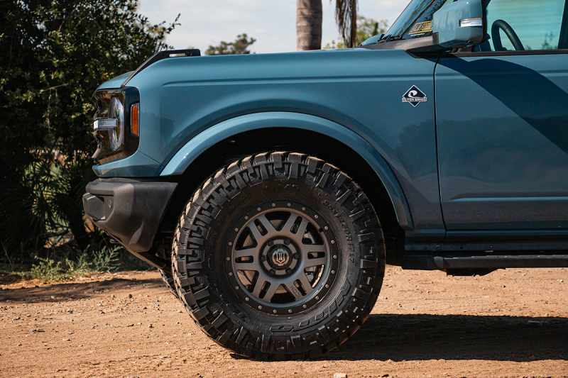 GMC Sierra 1500 HD Brake Kit - Front + Rear - Stoptech - Premium Rotors + Posi Quiet Pads - Black - 2003