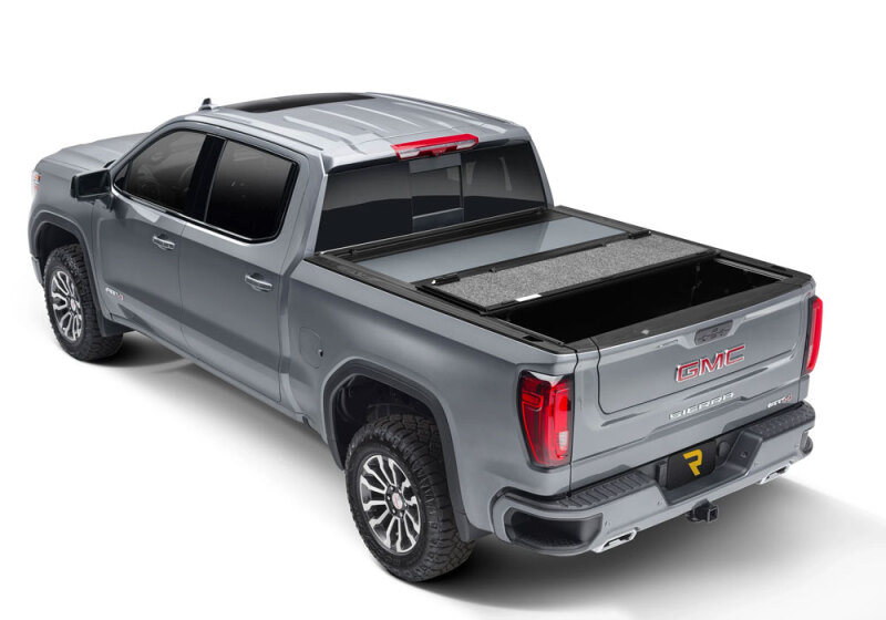 GMC Sierra 1500 Tonneau Cover - Undercover - Hard Fold Tri-Fold, Fusion - Summit White - `14-`19