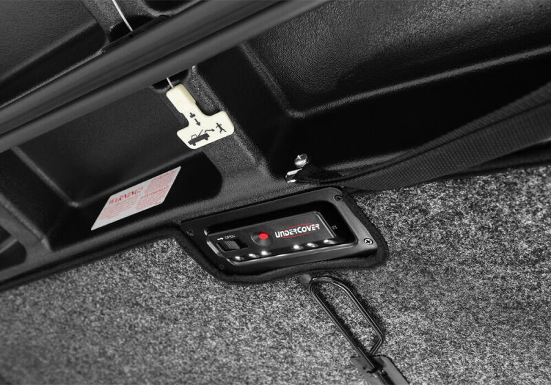 Ford F-350 Tonneau Cover - Undercover - Elite LX - Star White Pearl - `17-`22