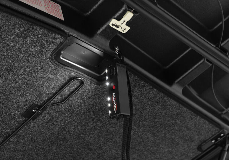 Ford F-350 Tonneau Cover - Undercover - Elite Smooth - Smooth-Ready To Paint - `17-`22