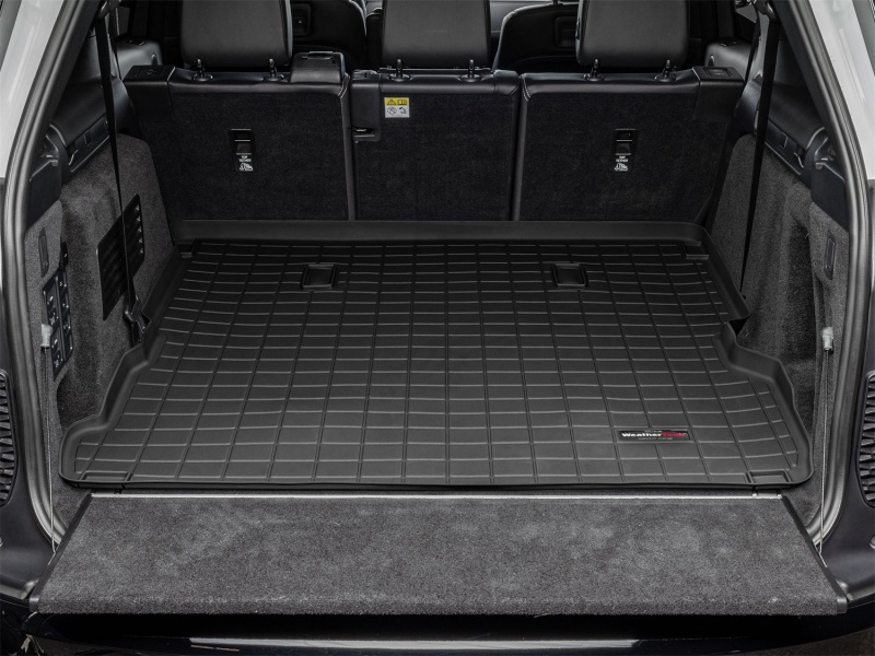 Land Rover Discovery Cargo Liner - Cargo Area (Behind 2nd Row) - WeatherTech - With 4-Zone Climate Control - Black - `17-`27