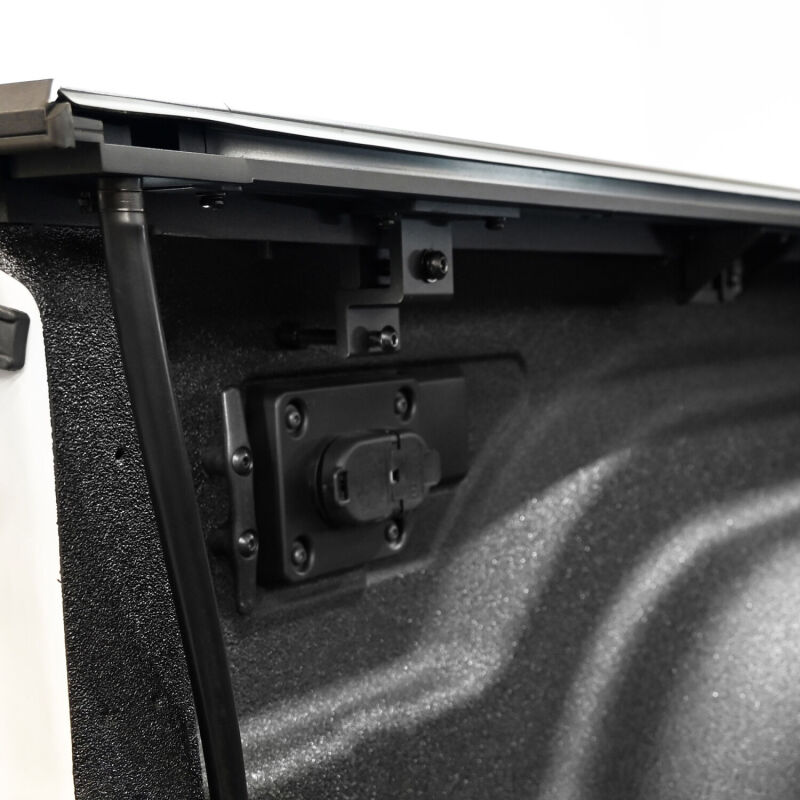 RAM 3500 Electric Retractable Tonneau Cover - Westin - Black - `19-`25