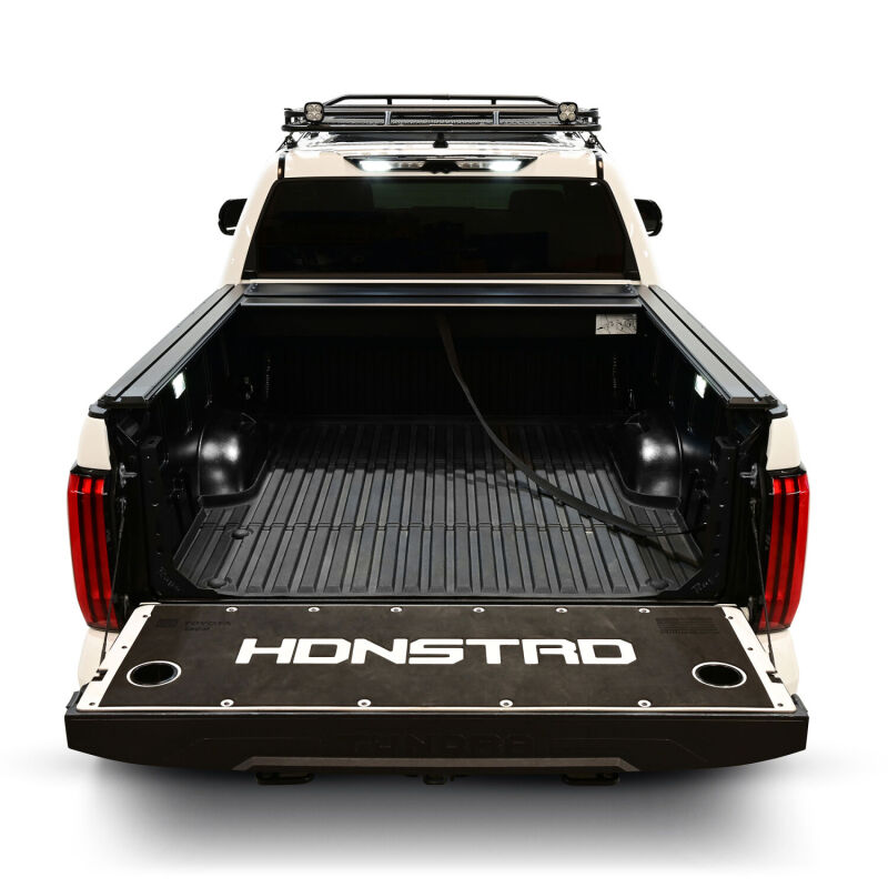 Toyota Tundra Tonneau Cover - Westin - Manual Retractable - Black - `22-`26