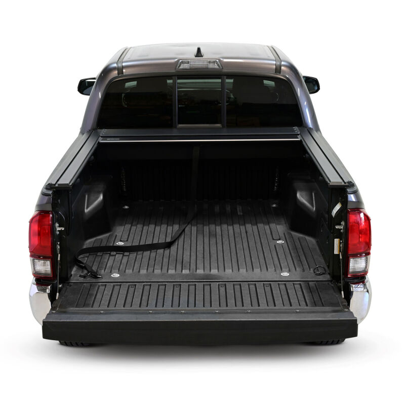 Toyota Tacoma Tonneau Cover - Westin - Manual Retractable - Black - `16-`23