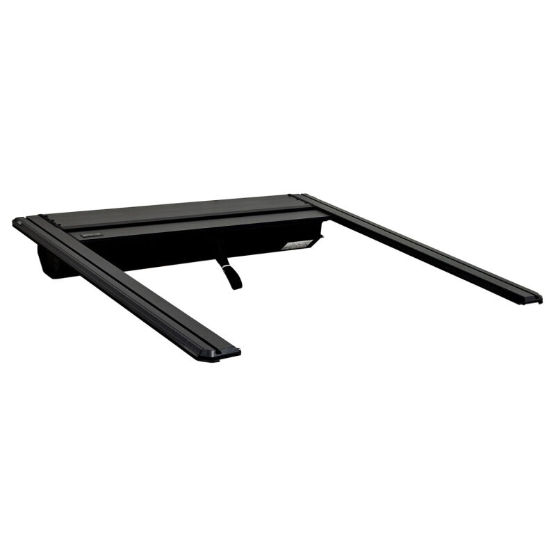 Toyota Tacoma Tonneau Cover - Westin - Manual Retractable - Black - `16-`23