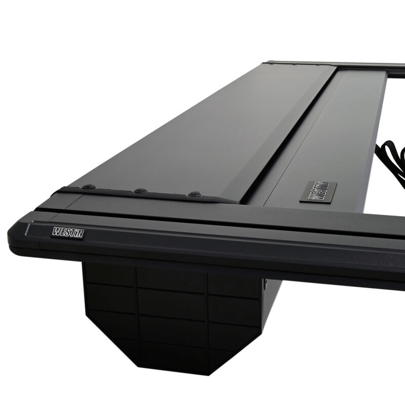 Toyota Tacoma Tonneau Cover - Westin - Manual Retractable - Black - `16-`23