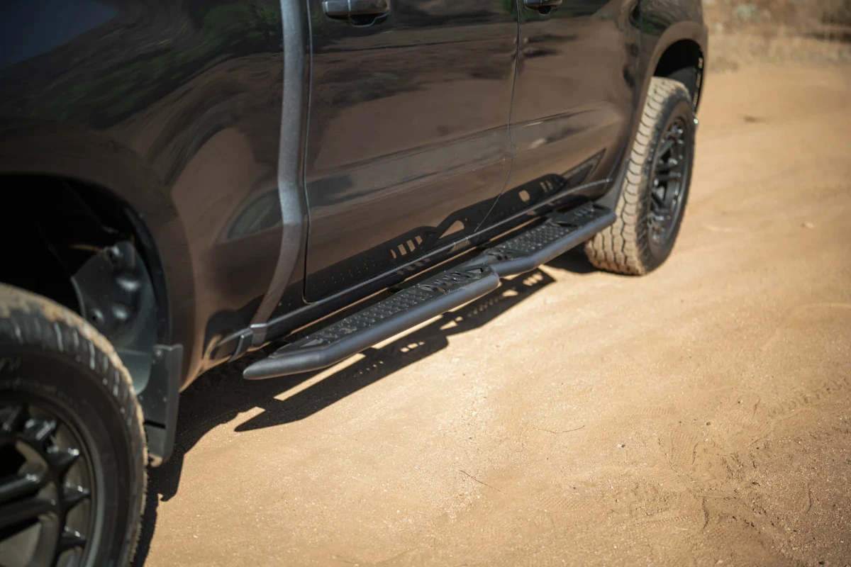 GMC Sierra 1500 Crew Cab Side Steps - DV8 Offroad - OE Plus - Black - `19-`25