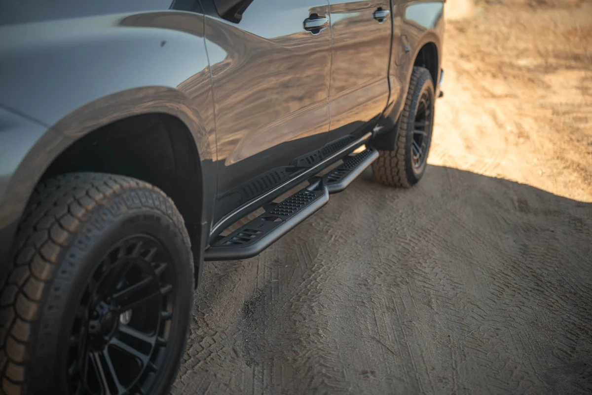 GMC Sierra 1500 Crew Cab Side Steps - DV8 Offroad - OE Plus - Black - `19-`25