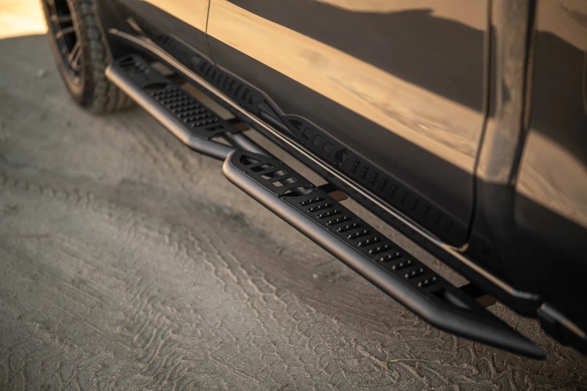 GMC Sierra 1500 Crew Cab Side Steps - DV8 Offroad - OE Plus - Black - `19-`25