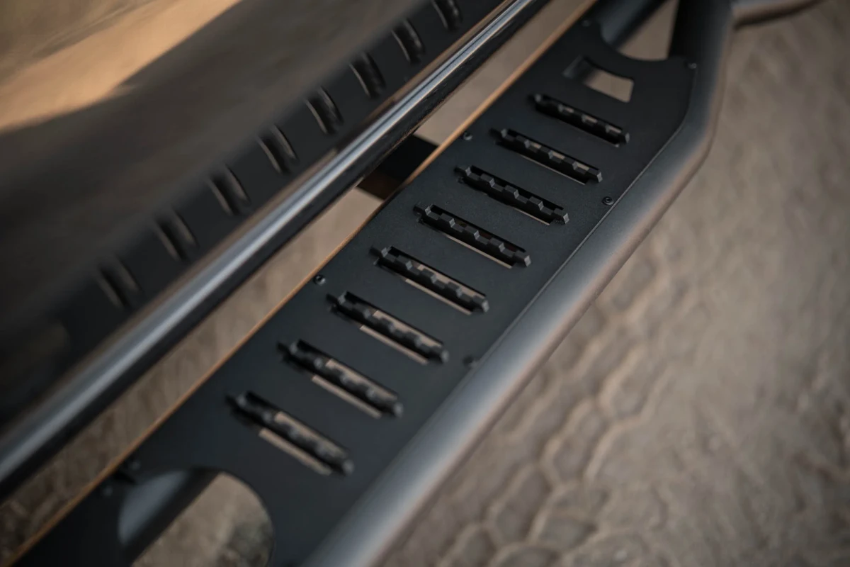 GMC Sierra 1500 Crew Cab Side Steps - DV8 Offroad - OE Plus - Black - `19-`25