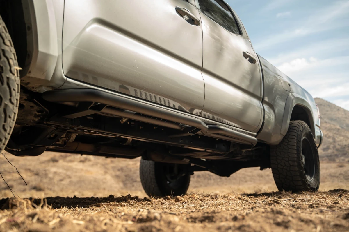 Toyota Tacoma Side Steps - DV8 Offroad - OE Plus - `16-`23