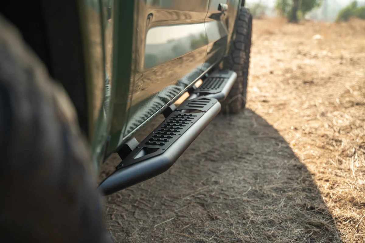 Toyota Tundra Side Steps - DV8 Offroad - OE Plus - `22-`24