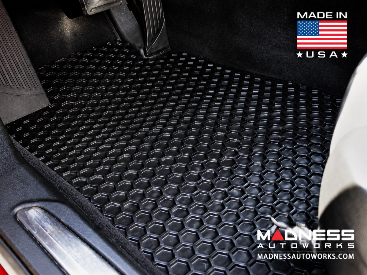 Alfa Romeo Stelvio Floor Mat Set - All Weather Rubber Front 2 Piece Set - Black