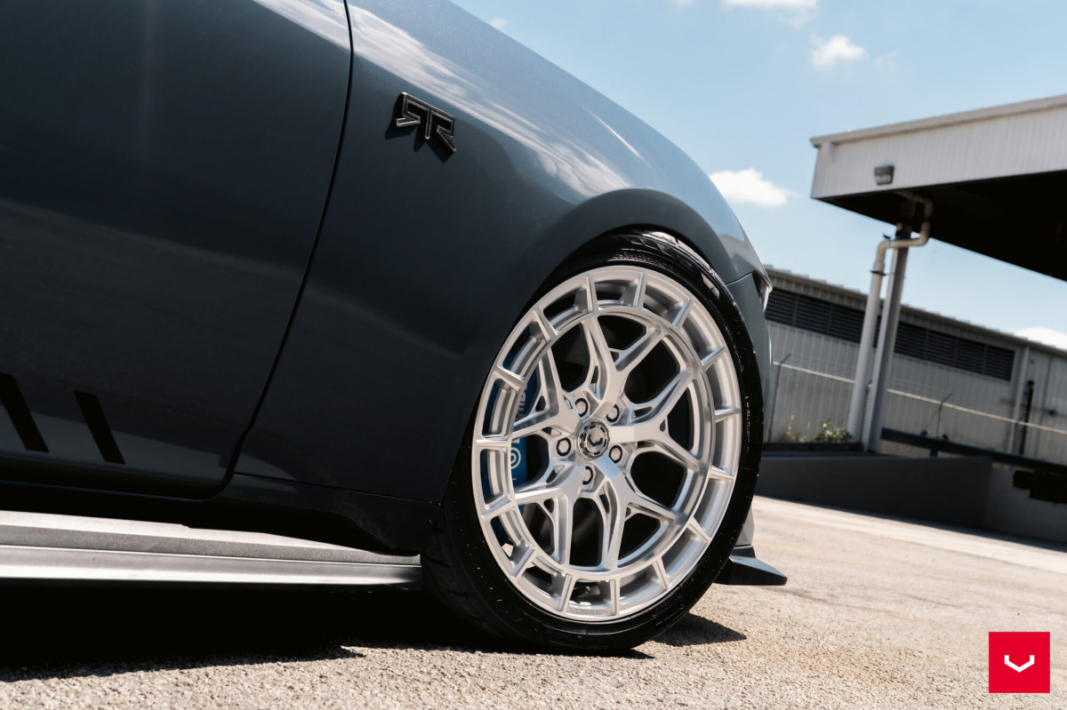 Ford Mustang Custom Wheels - HFX-1 by Vossen - Polished Silver
