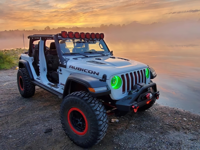 Jeep Gladiator Headlight Assemblies - ORACLE Lighting - Oculus Bi-LED Projector - ColorSHIFT