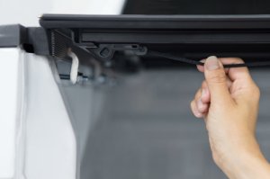 GMC 1500 Tonneau Cover - Access - LOMAX Professional Series, Hard Tri-Fold, Diamond Plate Finish - Black Diamond - `14-`18