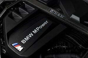 BMW M4 Strut Tower Brace - Dinan - Gloss Twill Carbon - Gloss Carbon Fiber - `21-`26 BMW M4 Strut Tower Brace - Dinan - Gloss Twill Carbon - Gloss Carbon Fiber - `21-`26