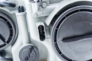 Mercedes-Benz CLK350 Headlight Assembly - Front - Hella - Halogen - 2006