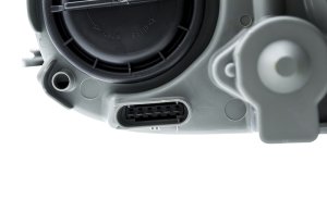 Mercedes-Benz CLK500 Headlight Assembly - Front - Hella - Halogen - 2006