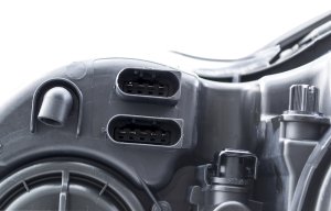 Mercedes-Benz CLK63 AMG Headlight Assembly - Front - Hella - OE Replacement - `07-`09