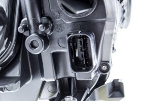 BMW 528xi Headlight Assembly - Front - Hella - Halogen - 2008