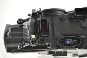 Volkswagen Touareg Xenon Headlamp - Front Left - Hella - Bi-Xenon - `08-`10 Volkswagen Touareg Xenon Headlamp - Front Left - Hella - Bi-Xenon - `08-`10