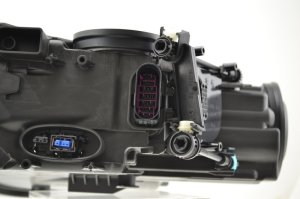 Volkswagen Touareg Xenon Headlamp - Hella - `08-`10 Volkswagen Touareg Xenon Headlamp - Hella - `08-`10