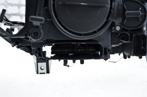 BMW 550i xDrive Headlight - Front - Hella - Xenon - `11-`13