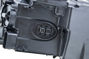 BMW M5 Headlight - Front - Hella - Xenon - 2013