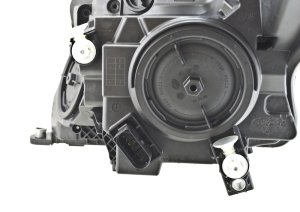 Mercedes-Benz Metris Halogen Bulb - Hella - OE Replacement - 2016