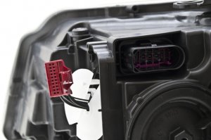 Audi S8 Headlight Assembly - Right - Hella - LED - `15-`16