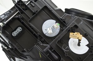 Volkswagen Golf Headlight Assembly - Hella - Bi-Xenon - `13-`20 Volkswagen Golf Headlight Assembly - Hella - Bi-Xenon - `13-`20