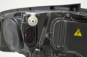 Volkswagen GTI Headlight Assembly - Front - Hella - Bi-Xenon - `15-`16