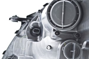 Mercedes-Benz ML500 Headlight Assembly - Hella - Halogen - `06-`07