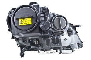 Mercedes-Benz ML63 AMG Headlight Assembly - Hella - OE Replacement - 2007