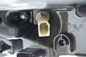 Mercedes-Benz ML63 AMG Headlight Assembly - Hella - OE Replacement - 2008