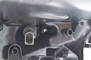 Mercedes-Benz ML320 Headlight Assembly - Hella - HLMP RH BI-XEN W BALLAST - `08-`11