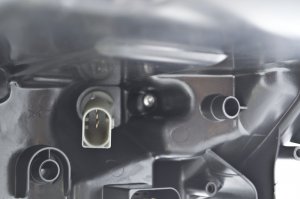 Mercedes-Benz ML350 Headlight Assembly - Hella - HLMP RH BI-XEN W BALLAST - 2008