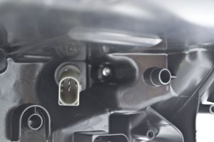 Mercedes-Benz ML450 Headlight Assembly - Hella - HLMP RH BI-XEN W BALLAST - `10-`11