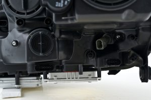 Mercedes-Benz GL320 Headlight Assembly - Hella - OE Replacement - 2007