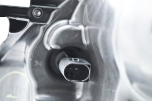 Mercedes-Benz GL450 Headlight Assembly - Front - Hella - Bi-Xenon - `10-`12