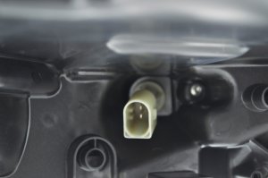 Mercedes-Benz GL550 Headlight Assembly - Front - Hella - Bi-Xenon - `10-`12