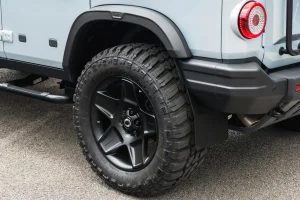 Ineos Grenadier Wide Body Package - Mondail Retro RS-Forged Light Alloy Wheel & 40mm Fender Flares - Satin Black