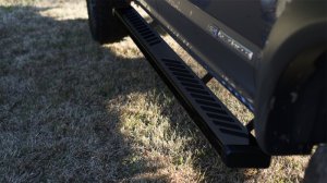 Ford F-350 Super Duty Running Boards - LUND - Summit Ridge 2.0 - Black - `17-`23