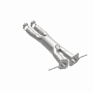 Ford Explorer Catalytic Converter - Magnaflow - OEM Grade Direct-Fit - `13-`19 Ford Explorer Catalytic Converter - Magnaflow - OEM Grade Direct-Fit - `13-`19
