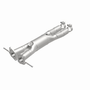 Ford Explorer Catalytic Converter - Magnaflow - OEM Grade Direct-Fit - `13-`19 Ford Explorer Catalytic Converter - Magnaflow - OEM Grade Direct-Fit - `13-`19