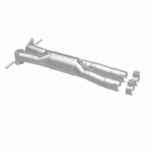 Ford Explorer Catalytic Converter - Magnaflow - OEM Grade Direct-Fit - `13-`19 Ford Explorer Catalytic Converter - Magnaflow - OEM Grade Direct-Fit - `13-`19