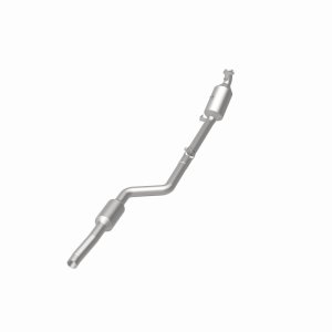 Mercedes-Benz C300 Catalytic Converter - Underbody - Magnaflow - OEM Grade Federal/EPA Compliant Direct-Fit - `10-`11